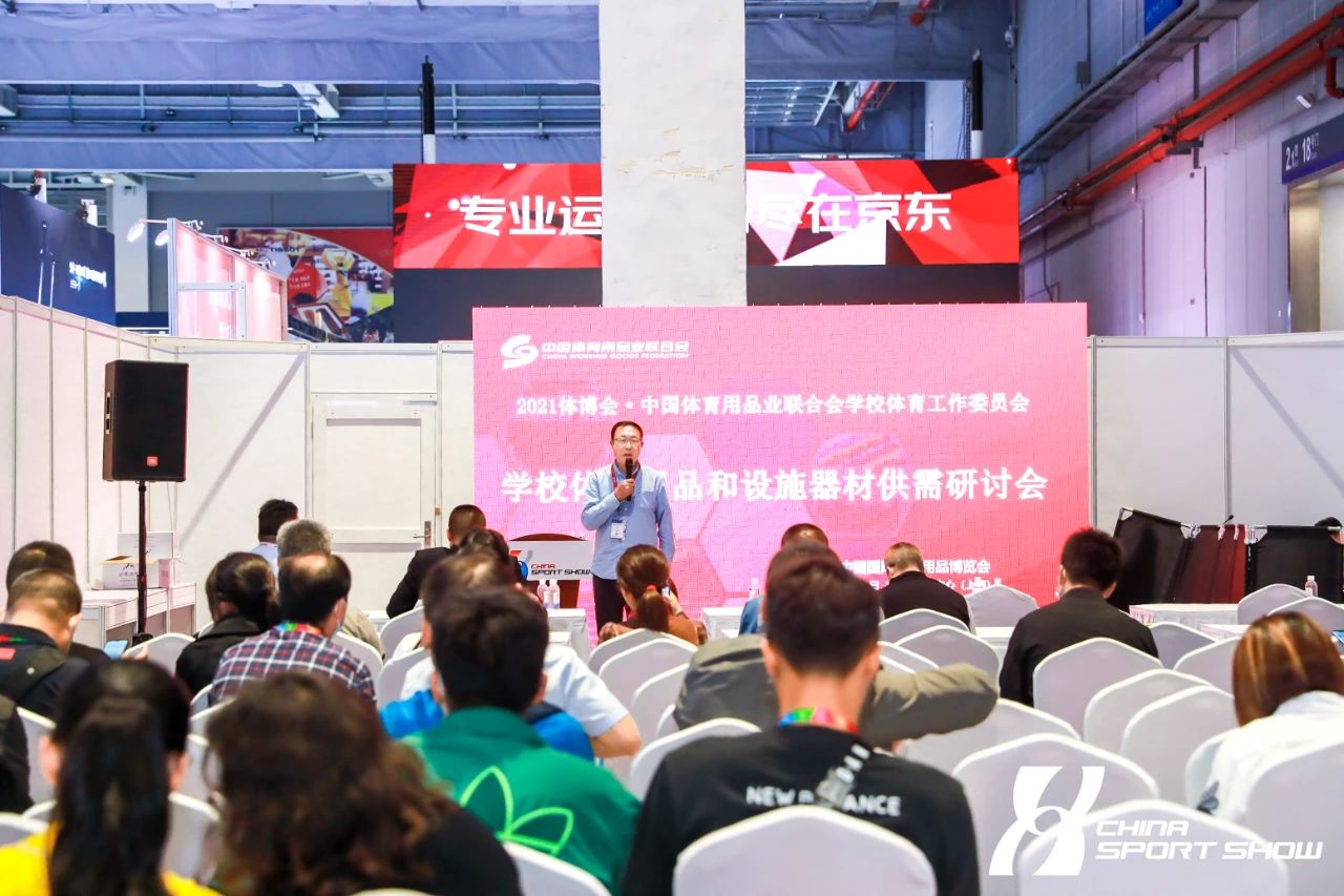 营地搭建舞台怎么弄_营地舞台搭建_营地舞蹈